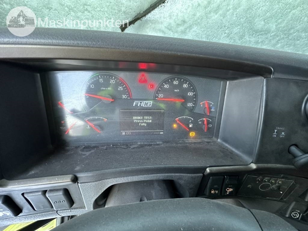 Самоскид вантажівка Volvo FH 700 bergbil: фото 30