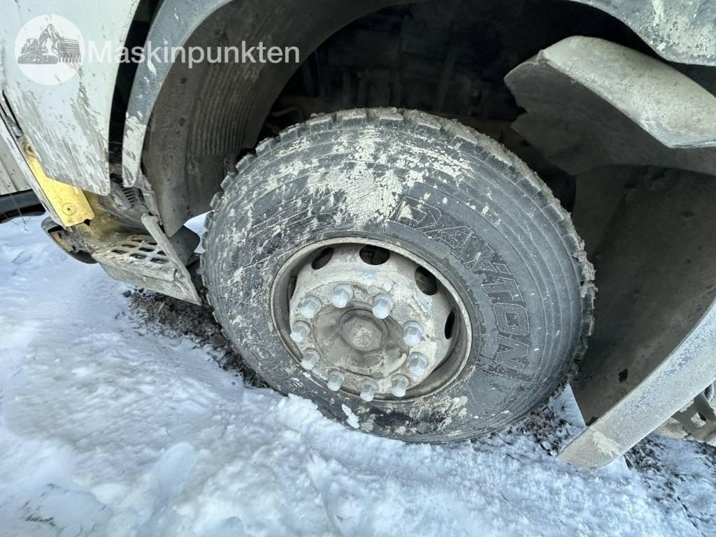 Самоскид вантажівка Volvo FH 700 bergbil: фото 32