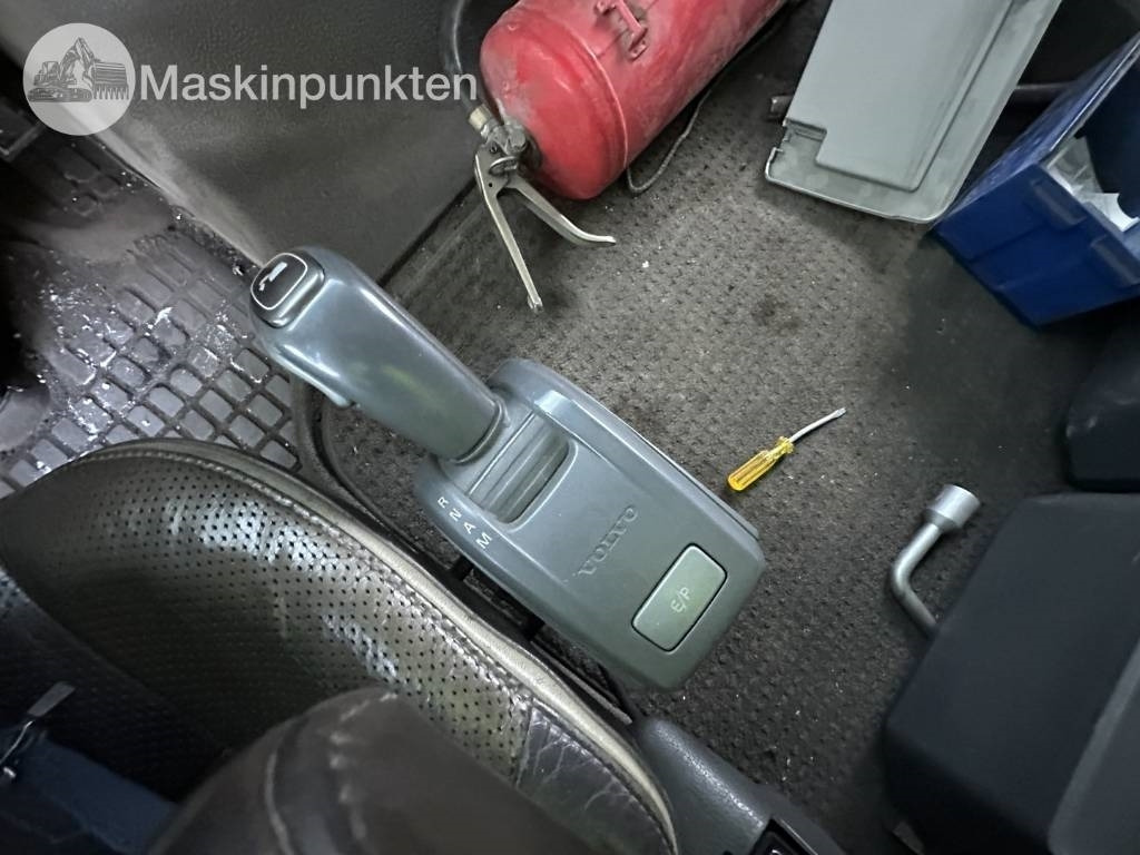 Самоскид вантажівка Volvo FH 700 bergbil: фото 19