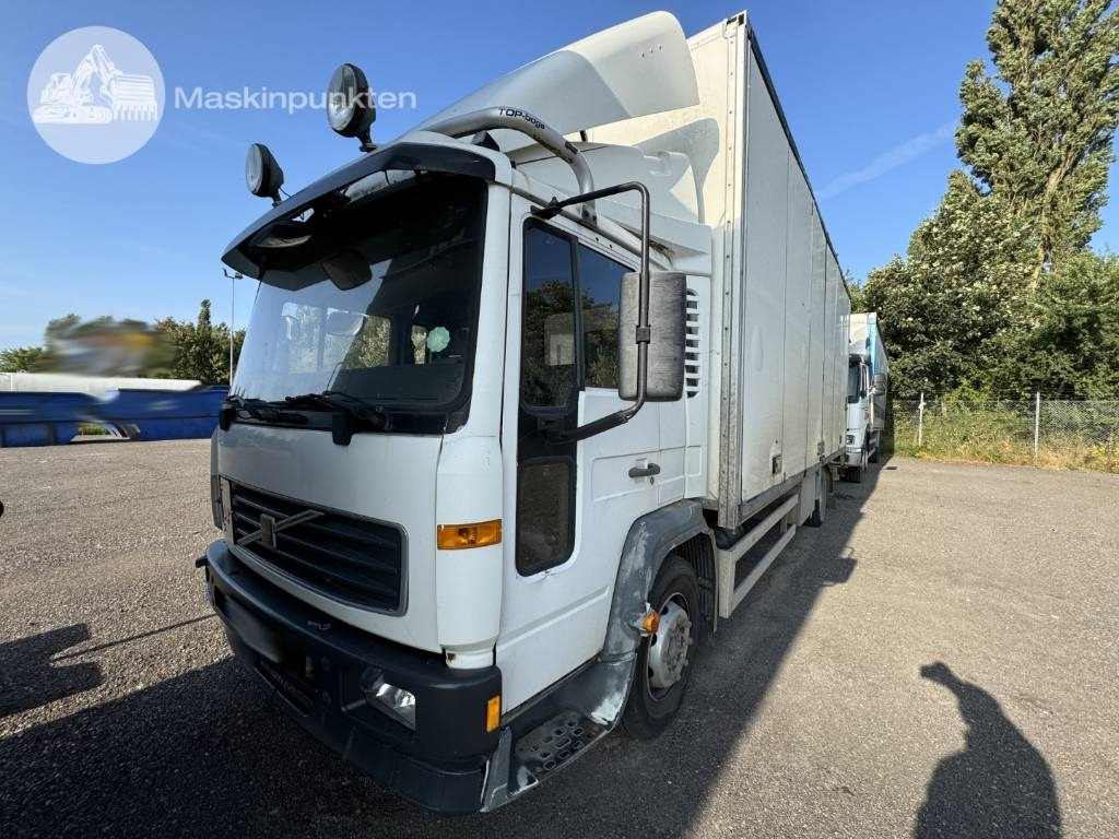 Volvo FL6 220 - Вантажівка з закритим кузовом: фото 3 Volvo FL6 220 - Вантажівка з закритим кузовом: фото 3