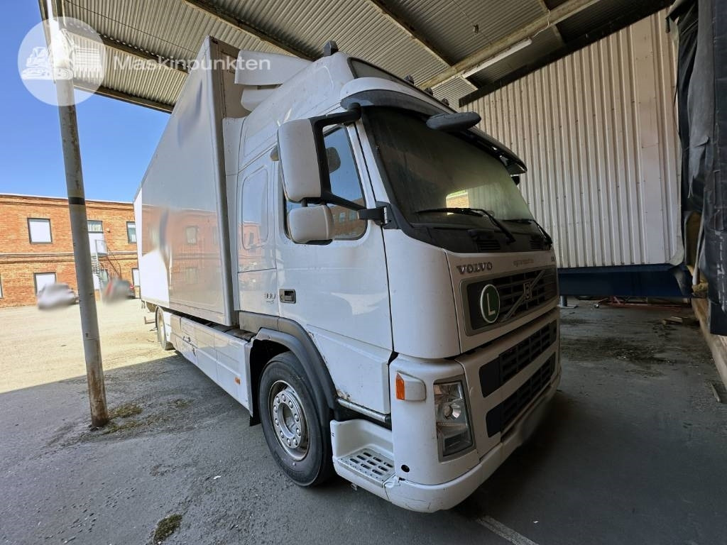 Volvo FM 300 - Вантажівка з закритим кузовом: фото 1 Volvo FM 300 - Вантажівка з закритим кузовом: фото 1