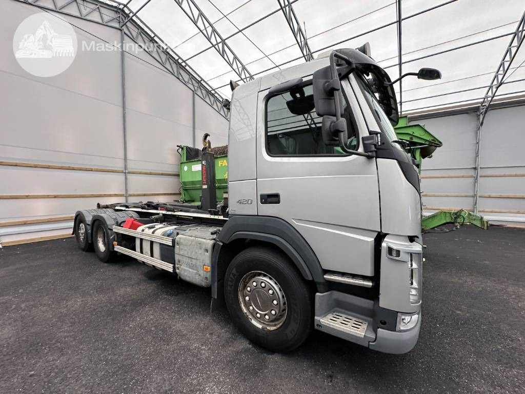 Volvo FM 420 - Гаковий мультиліфт вантажівка: фото 1 Volvo FM 420 - Гаковий мультиліфт вантажівка: фото 1