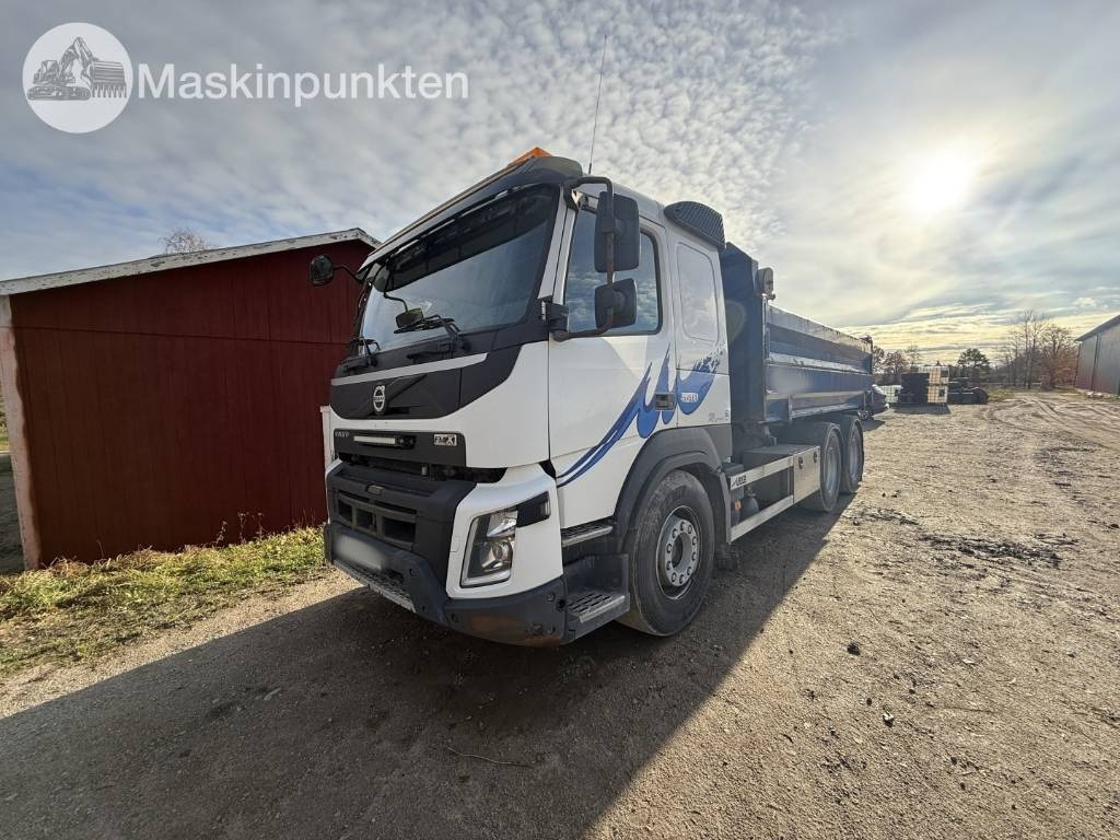 Volvo FM 6*4 - Самоскид вантажівка: фото 1 Volvo FM 6*4 - Самоскид вантажівка: фото 1