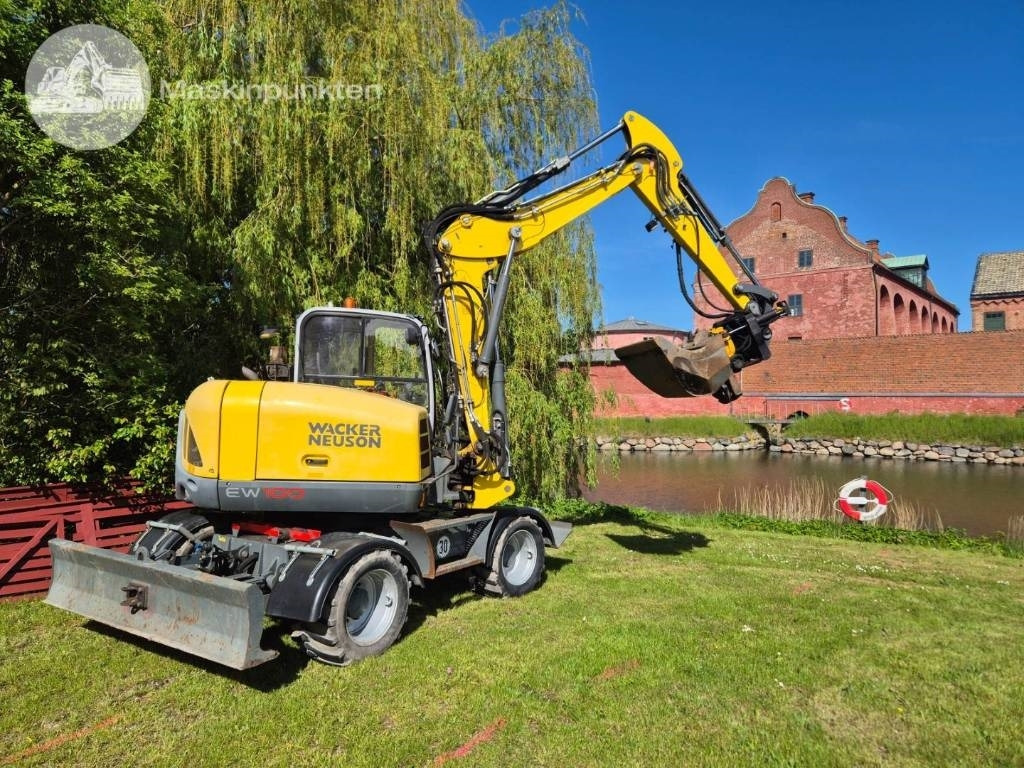 Wacker Neuson EW 100 med vagn - Колісний екскаватор: фото 4 Wacker Neuson EW 100 med vagn - Колісний екскаватор: фото 4