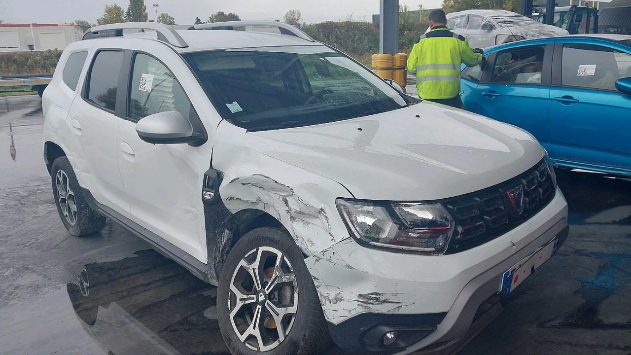 DACIA DUSTER II 1.5 BLUEDCI 115 - Легковий автомобіль: фото 2 DACIA DUSTER II 1.5 BLUEDCI 115 - Легковий автомобіль: фото 2