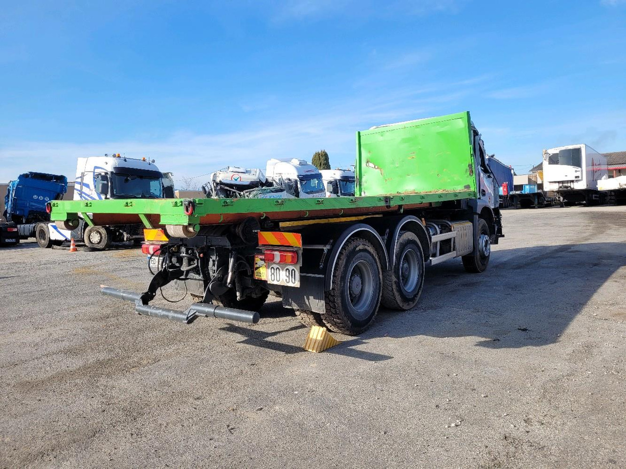 MERCEDES AROCS 2640 6X4 - Бортова вантажівка/ Платформа: фото 4 MERCEDES AROCS 2640 6X4 - Бортова вантажівка/ Платформа: фото 4