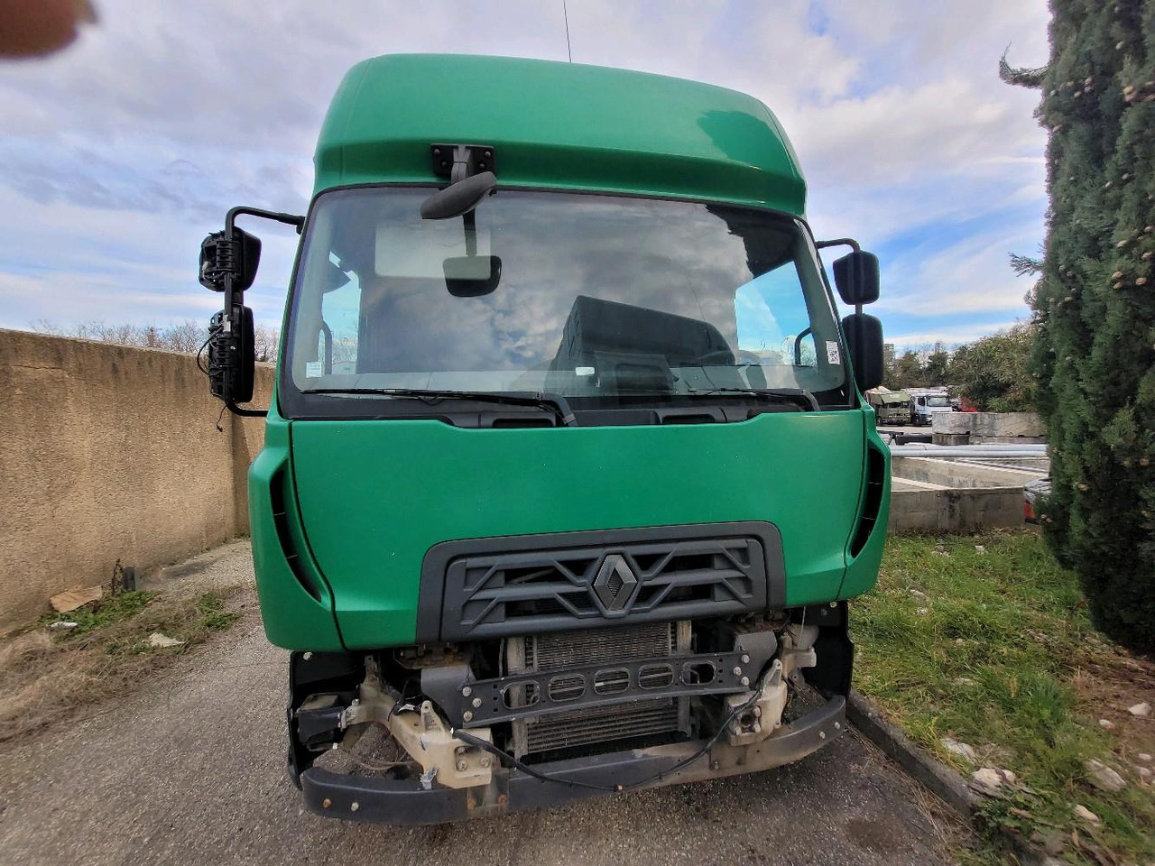 RENAULT D WIDE PLATEAU - Бортова вантажівка/ Платформа: фото 2 RENAULT D WIDE PLATEAU - Бортова вантажівка/ Платформа: фото 2