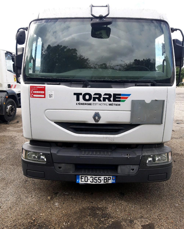 RENAULT MIDLUM CITERNE 7500 - Вантажівка цистерна: фото 2 RENAULT MIDLUM CITERNE 7500 - Вантажівка цистерна: фото 2