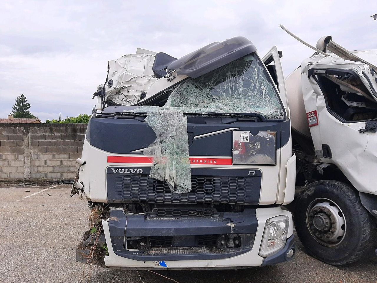VOLVO FL 280 CITERNE - Вантажівка цистерна: фото 2 VOLVO FL 280 CITERNE - Вантажівка цистерна: фото 2