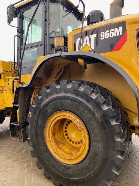 CAT 966 M - Колісний навантажувач: фото 3 CAT 966 M - Колісний навантажувач: фото 3