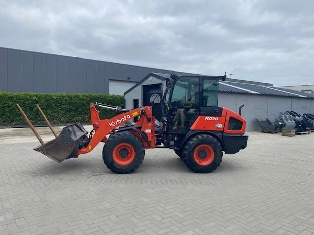 Kubota R 070 - Колісний навантажувач: фото 2 Kubota R 070 - Колісний навантажувач: фото 2