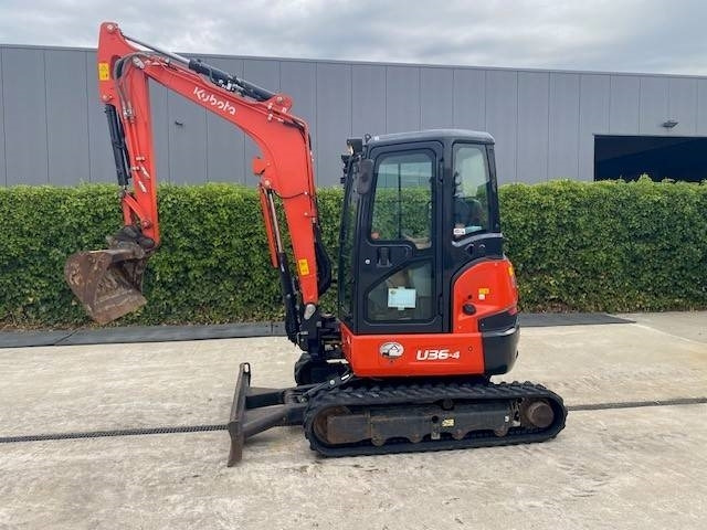 Kubota U 36-4  - Міні-екскаватор: фото 1 Kubota U 36-4  - Міні-екскаватор: фото 1