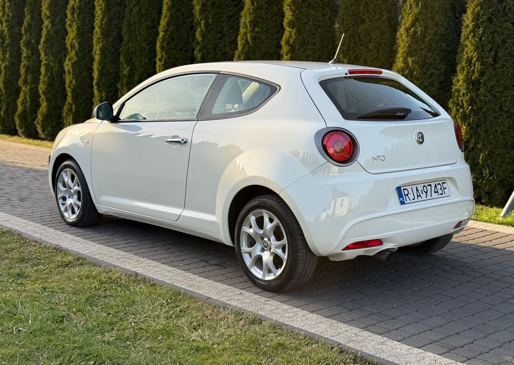 Alfa Romeo Mito - Легковий автомобіль: фото 5 Alfa Romeo Mito - Легковий автомобіль: фото 5