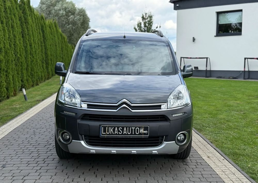 Citroën Berlingo 1.6 HDi XTR - Легковий автомобіль: фото 2 Citroën Berlingo 1.6 HDi XTR - Легковий автомобіль: фото 2