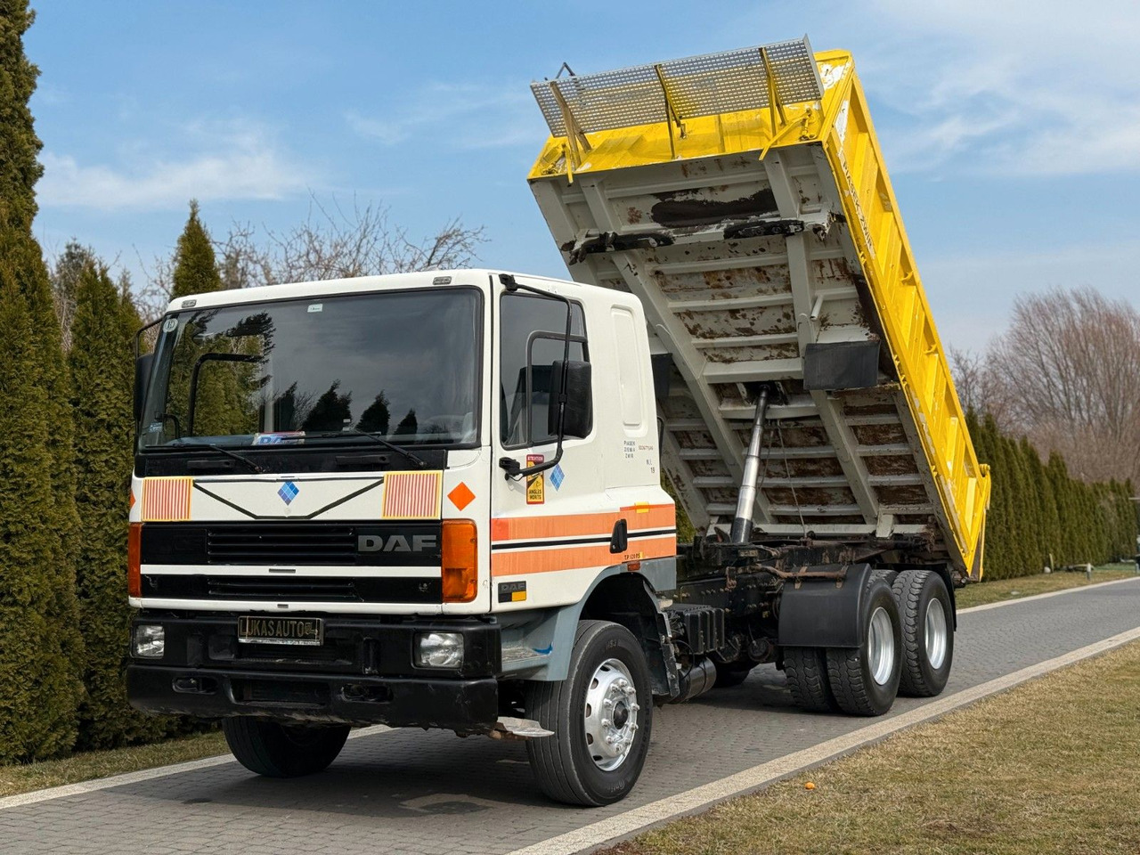 DAF CF 85 400 6x4 KIPPER - Самоскид вантажівка: фото 1 DAF CF 85 400 6x4 KIPPER - Самоскид вантажівка: фото 1