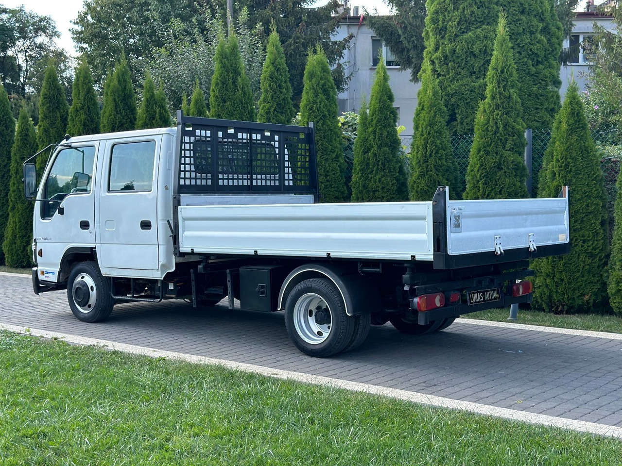 Isuzu 35 N TIPPER 3-SIDE KIPPER DOUBLE CABIN - Малотоннажний самоскид, Вантажопасажирський фургон: фото 5 Isuzu 35 N TIPPER 3-SIDE KIPPER DOUBLE CABIN - Малотоннажний самоскид, Вантажопасажирський фургон: фото 5