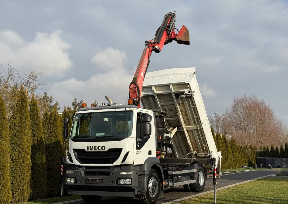 Iveco STRALIS 330 / 4x2 / FASSI F135 / WYWROTKA - Самоскид вантажівка: фото 1 Iveco STRALIS 330 / 4x2 / FASSI F135 / WYWROTKA - Самоскид вантажівка: фото 1