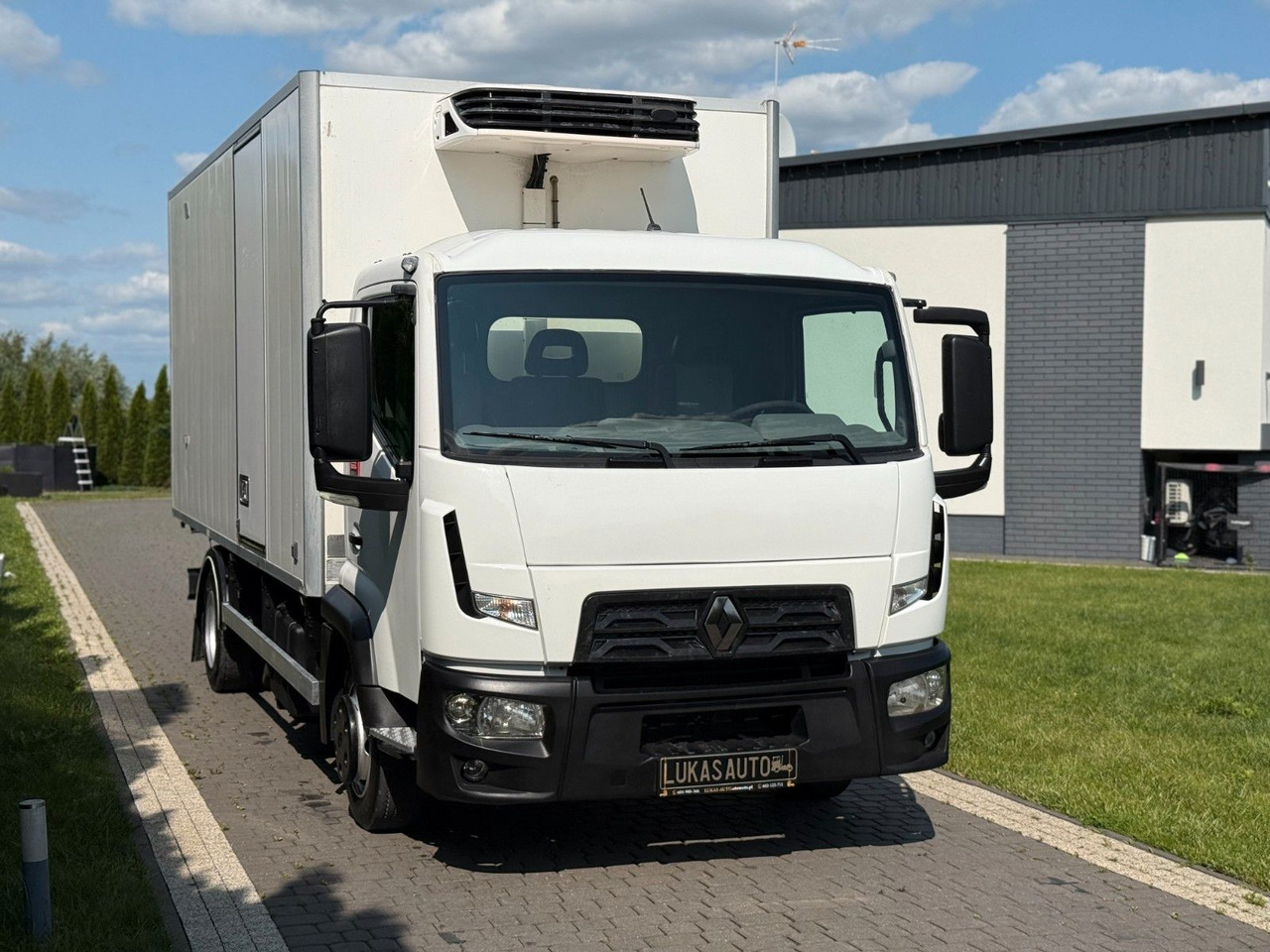 Renault D7.5 MANUAL LAMBERET CARRIER XARIOS 350 - Рефрижератор вантажівка: фото 3 Renault D7.5 MANUAL LAMBERET CARRIER XARIOS 350 - Рефрижератор вантажівка: фото 3