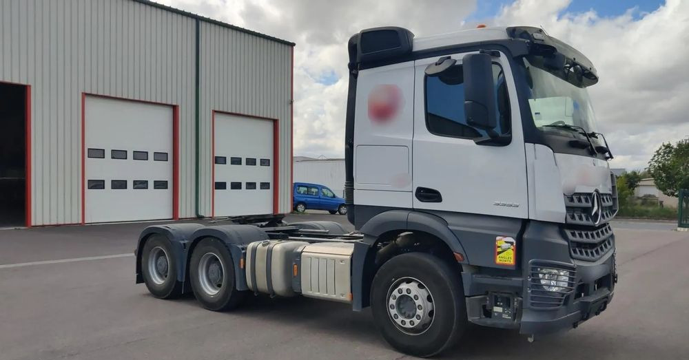 Mercedes-Benz AROCS 3353 6X4 68 TON - Тягач: фото 4 Mercedes-Benz AROCS 3353 6X4 68 TON - Тягач: фото 4