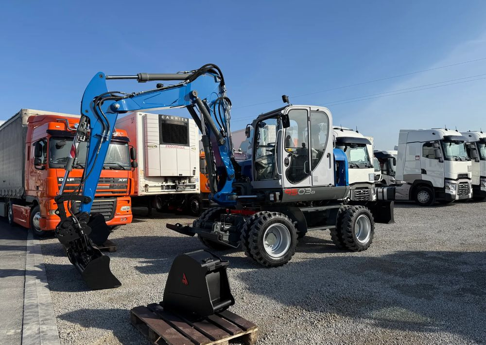 Wacker Neuson 9503-2 TRZY ŁYŻKI - Колісний екскаватор: фото 3 Wacker Neuson 9503-2 TRZY ŁYŻKI - Колісний екскаватор: фото 3