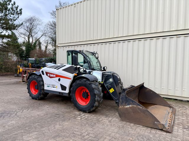 Навантажувач телескопічний Bobcat TL43.80HF Agri / 130 PS / 2019 BJ / 2.342 H: фото 12 Навантажувач телескопічний Bobcat TL43.80HF Agri / 130 PS / 2019 BJ / 2.342 H: фото 12