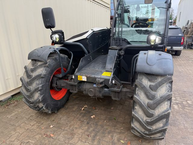 Навантажувач телескопічний Bobcat TL43.80HF Agri / 130 PS / 2019 BJ / 2.342 H: фото 13 Навантажувач телескопічний Bobcat TL43.80HF Agri / 130 PS / 2019 BJ / 2.342 H: фото 13