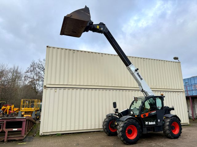 Навантажувач телескопічний Bobcat TL43.80HF Agri / 130 PS / 2019 BJ / 2.342 H: фото 7 Навантажувач телескопічний Bobcat TL43.80HF Agri / 130 PS / 2019 BJ / 2.342 H: фото 7