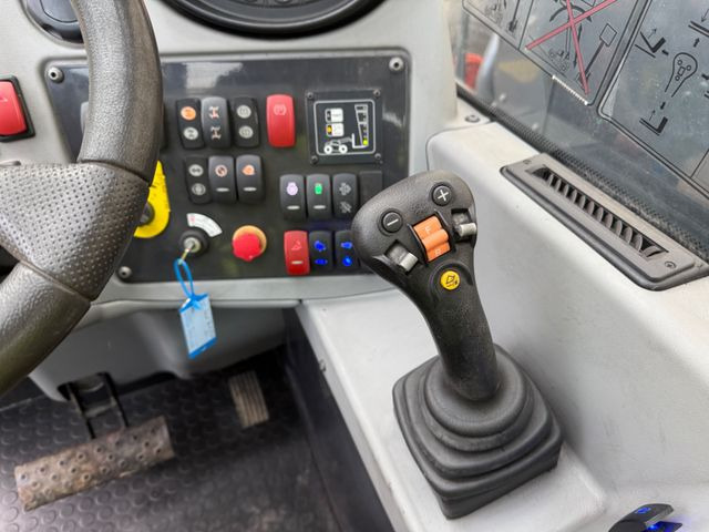 Навантажувач телескопічний Bobcat TL43.80HF Agri / 130 PS / 2019 BJ / 2.342 H: фото 16 Навантажувач телескопічний Bobcat TL43.80HF Agri / 130 PS / 2019 BJ / 2.342 H: фото 16