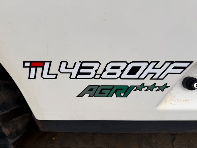Навантажувач телескопічний Bobcat TL43.80HF Agri / 130 PS / 2019 BJ / 2.342 H: фото 21 Навантажувач телескопічний Bobcat TL43.80HF Agri / 130 PS / 2019 BJ / 2.342 H: фото 21