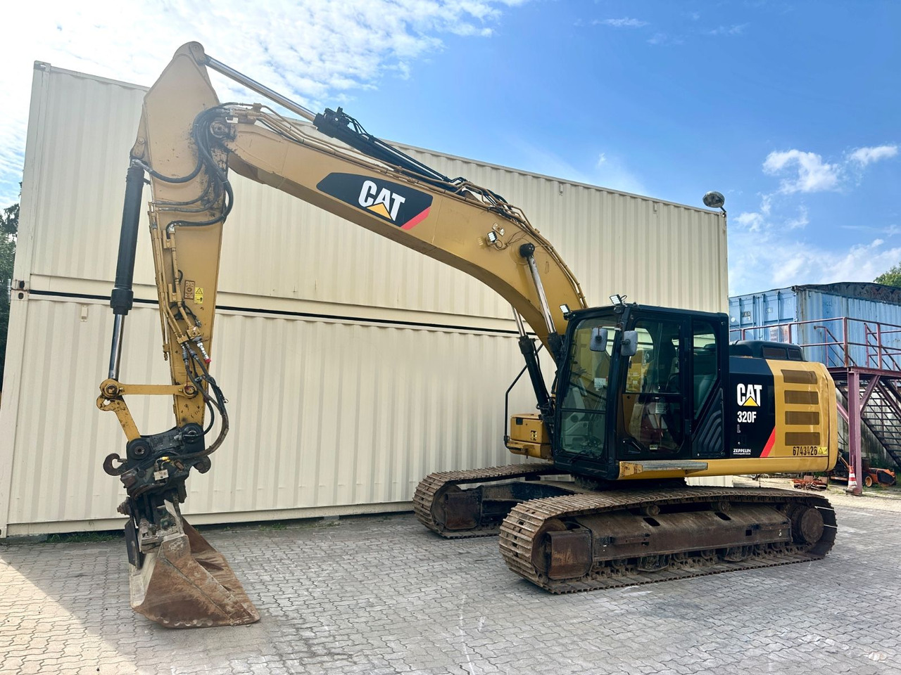 CAT 320FL / 2017 BJ / 9.933 H / Deutsche Maschine - Гусеничний екскаватор: фото 1 CAT 320FL / 2017 BJ / 9.933 H / Deutsche Maschine - Гусеничний екскаватор: фото 1