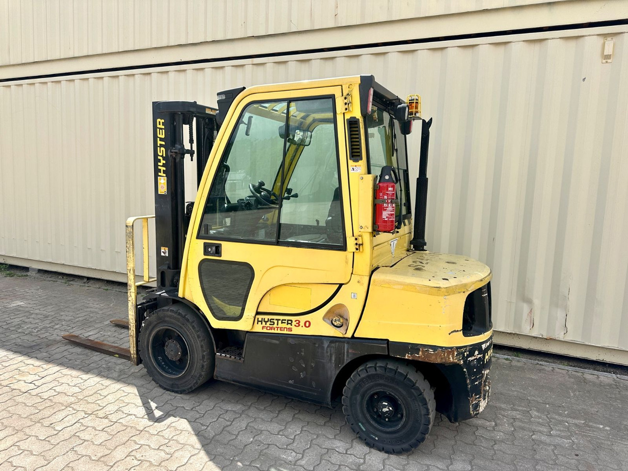 Hyster H3.0FT / Diesel / Triplex / Ex Armee - Дизельний навантажувач: фото 3 Hyster H3.0FT / Diesel / Triplex / Ex Armee - Дизельний навантажувач: фото 3
