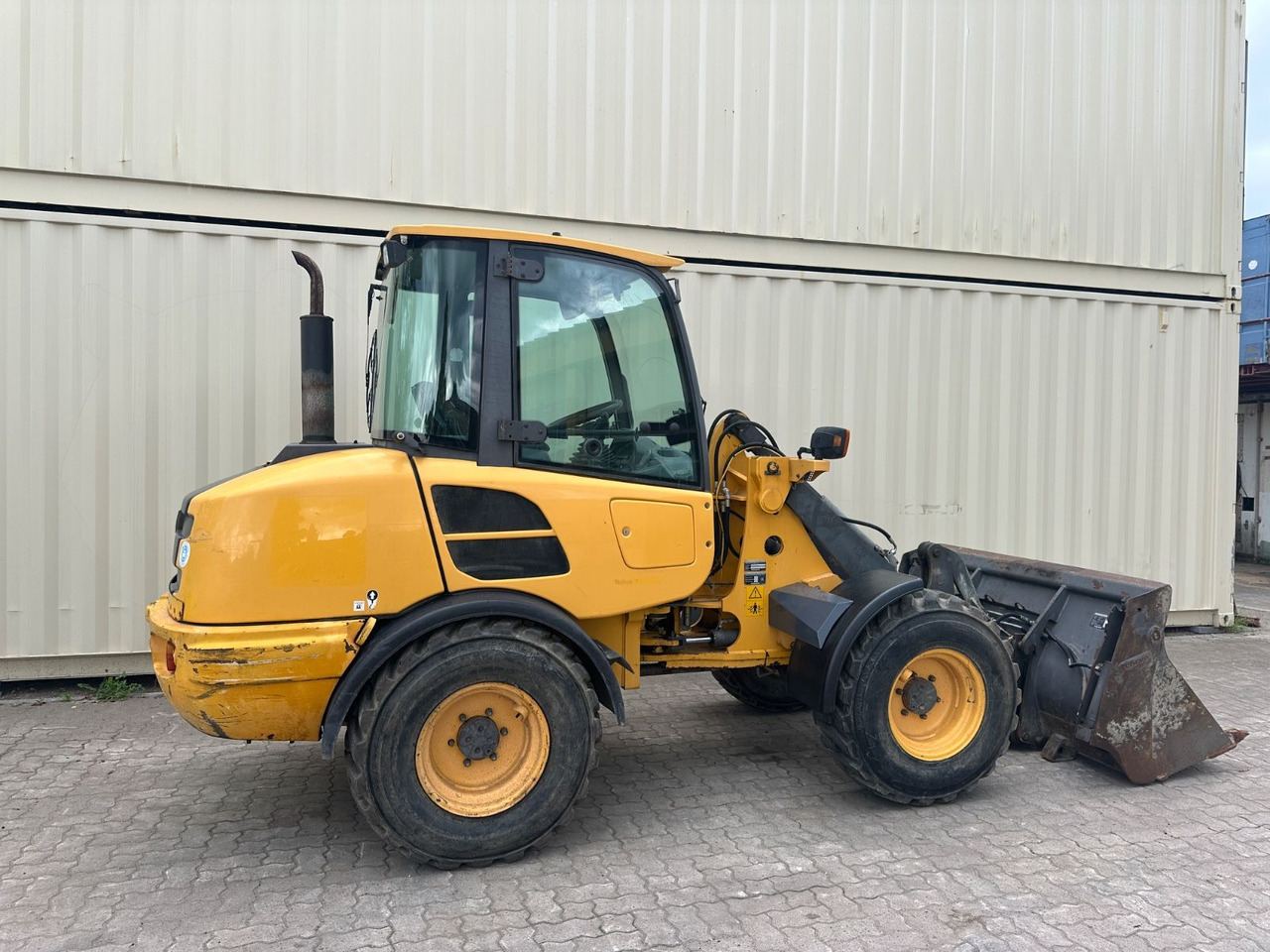 Volvo L25F / 2014 BJ / Klappschaufel - Колісний навантажувач: фото 4 Volvo L25F / 2014 BJ / Klappschaufel - Колісний навантажувач: фото 4