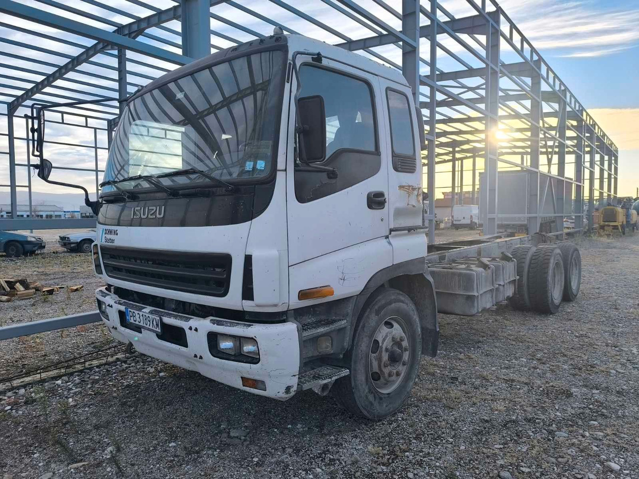 Isuzu 2.8 CXZ 81 - Вантажівка шасі: фото 3 Isuzu 2.8 CXZ 81 - Вантажівка шасі: фото 3