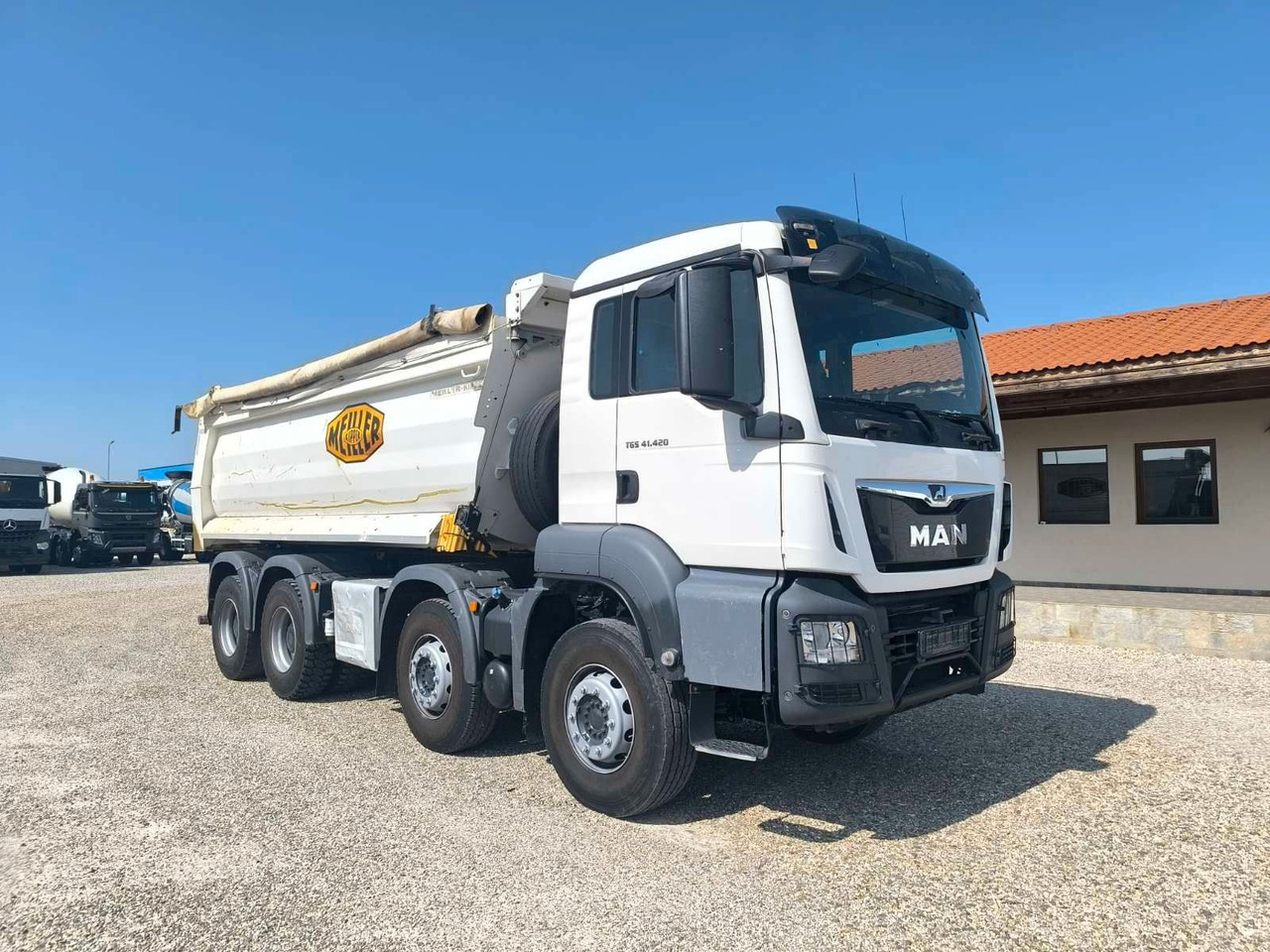 MAN TGS 41.420 MEILLER KIPPER - Скіповий навантажувач вантажівка: фото 1 MAN TGS 41.420 MEILLER KIPPER - Скіповий навантажувач вантажівка: фото 1