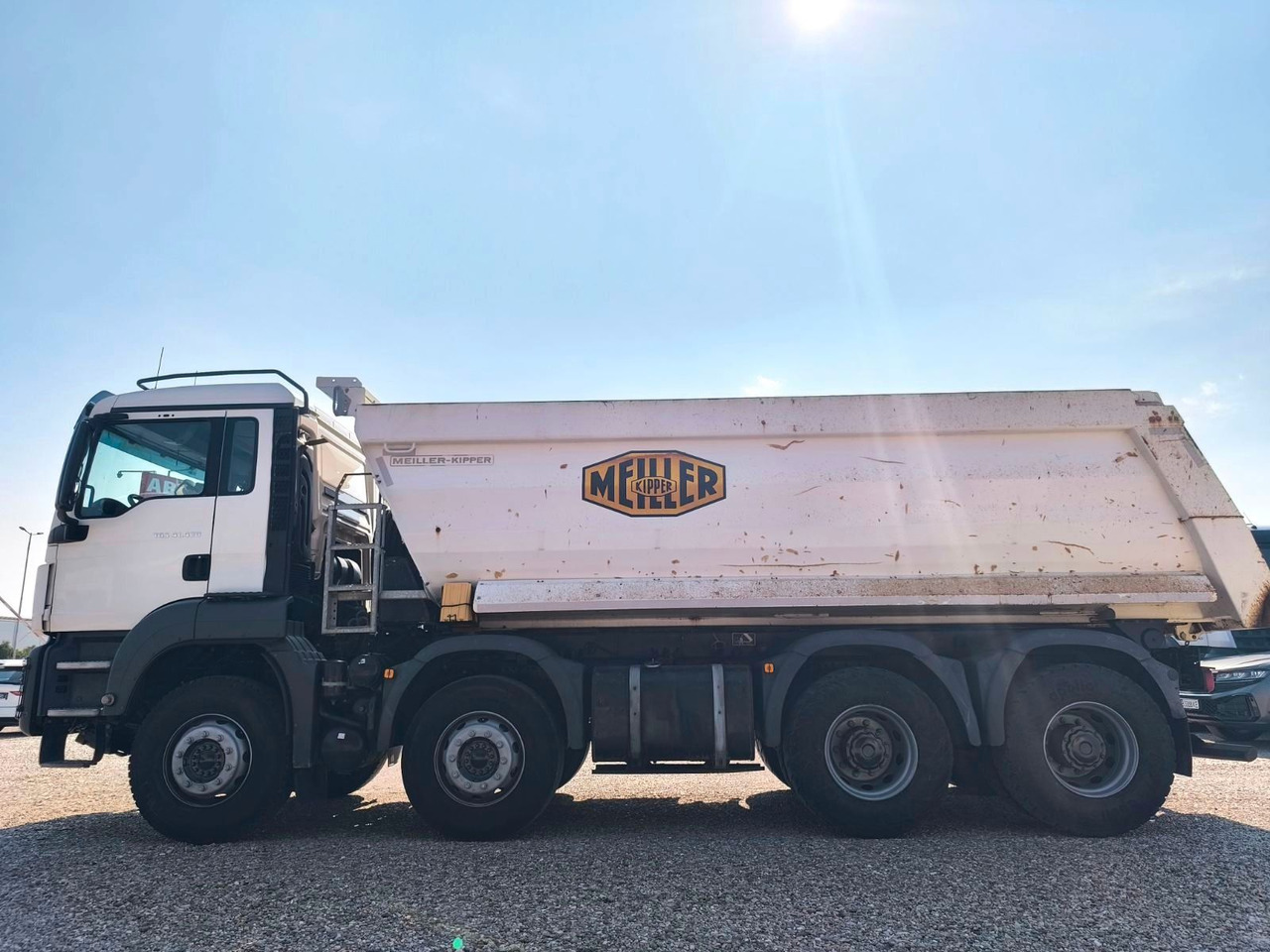 MAN TGS 41.420 MEILLER KIPPER - Скіповий навантажувач вантажівка: фото 4 MAN TGS 41.420 MEILLER KIPPER - Скіповий навантажувач вантажівка: фото 4