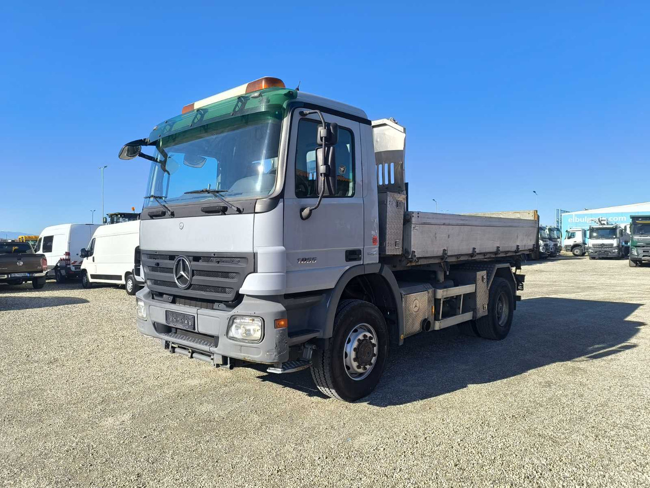 MERCEDES-BENZ Actros 1855 4X4 - Самоскид вантажівка: фото 3 MERCEDES-BENZ Actros 1855 4X4 - Самоскид вантажівка: фото 3