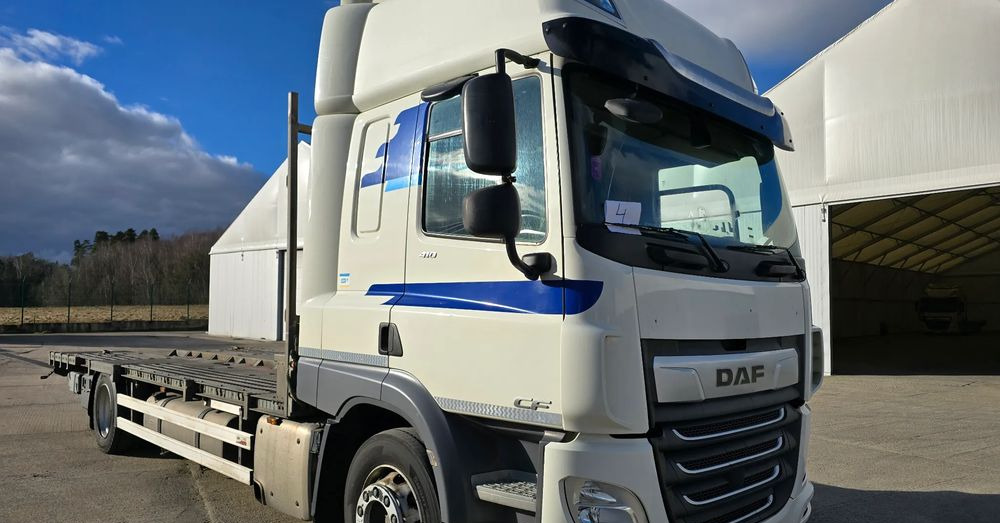 DAF CF 410 EURO 6 Laweta - Platforma super stan - Бортова вантажівка/ Платформа: фото 1 DAF CF 410 EURO 6 Laweta - Platforma super stan - Бортова вантажівка/ Платформа: фото 1
