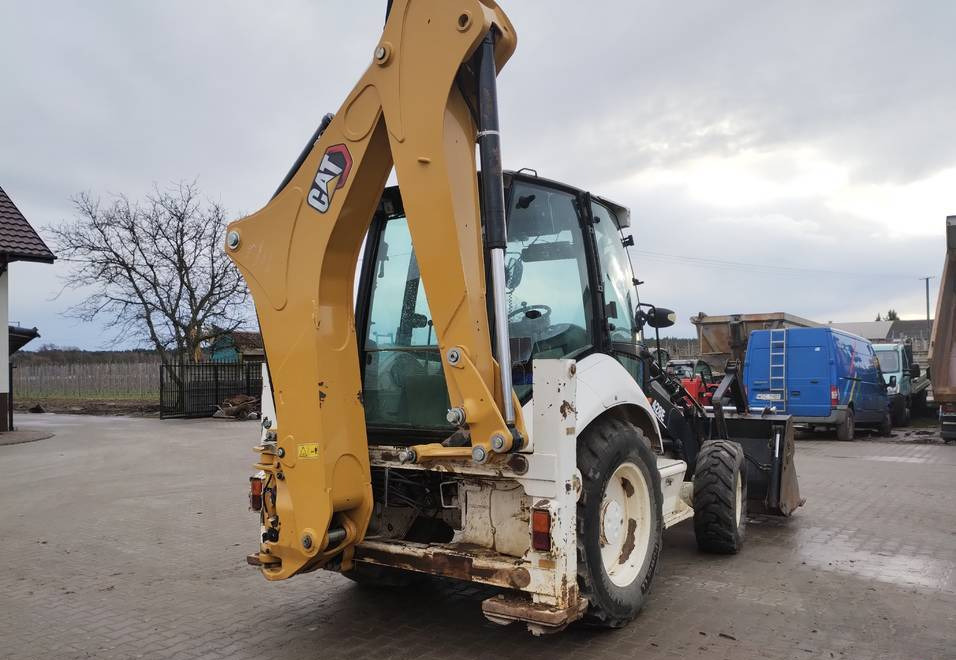 CAT Caterpillar 428E - Екскаватор-навантажувач: фото 3 CAT Caterpillar 428E - Екскаватор-навантажувач: фото 3