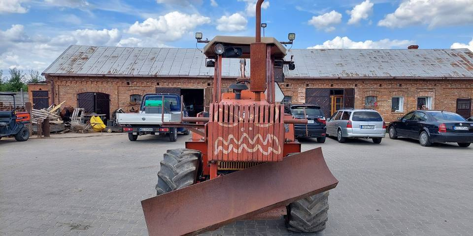 Koparka łańcuchowa Ditch Witch 8020 85KM - Траншеєкопач: фото 3 Koparka łańcuchowa Ditch Witch 8020 85KM - Траншеєкопач: фото 3