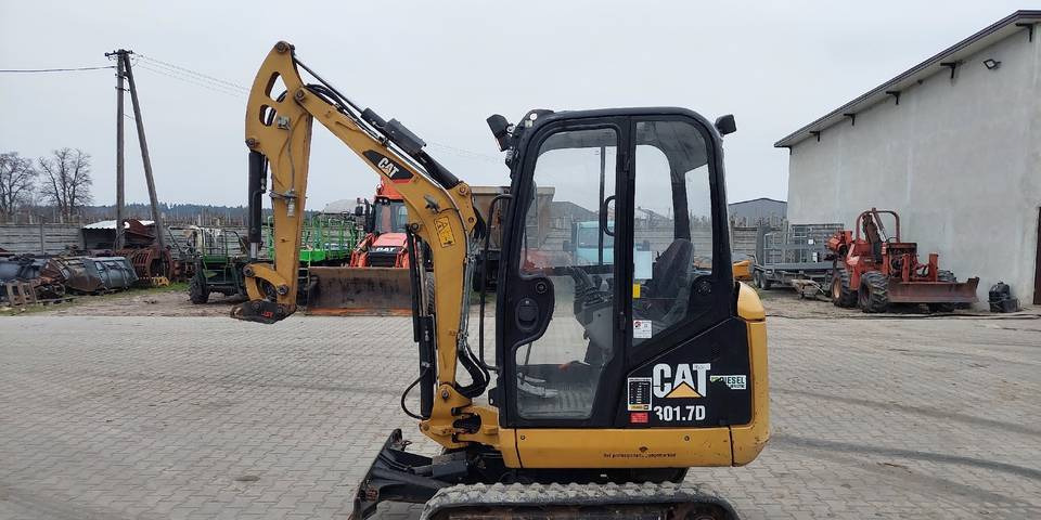 Minikoparka CAT 301.7D 2016 rok 1622h rozsuwane podwozie - Гусеничний екскаватор: фото 1 Minikoparka CAT 301.7D 2016 rok 1622h rozsuwane podwozie - Гусеничний екскаватор: фото 1