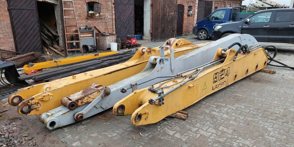 Oryginalne ramie Liebherr typu long reach 18,2m do 924 - Стріла в категорії Будівельна техніка: фото 1 Oryginalne ramie Liebherr typu long reach 18,2m do 924 - Стріла в категорії Будівельна техніка: фото 1