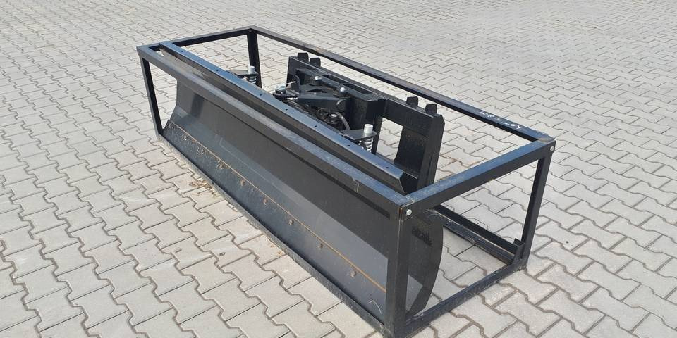 Pług do miniładowarki - Відвал в категорії Будівельна техніка: фото 5 Pług do miniładowarki - Відвал в категорії Будівельна техніка: фото 5