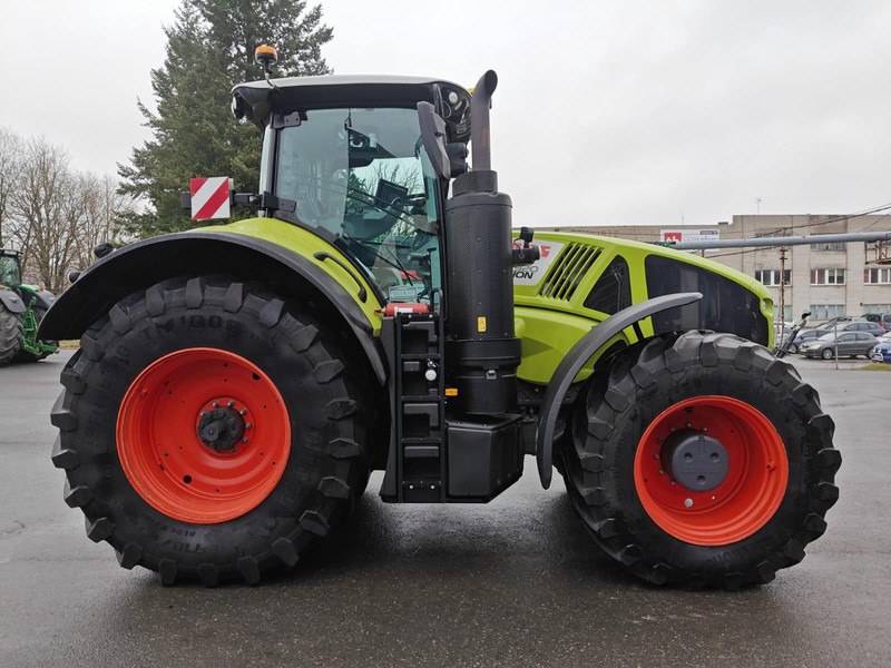 Claas Axion 920 Cmatic GREEN FIT - Трактор: фото 3 Claas Axion 920 Cmatic GREEN FIT - Трактор: фото 3