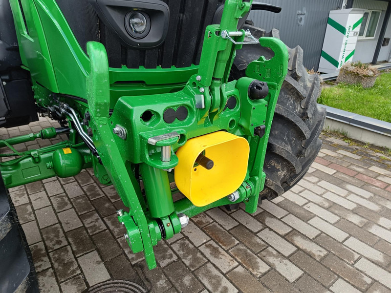 Трактор John Deere 6R 155: фото 9