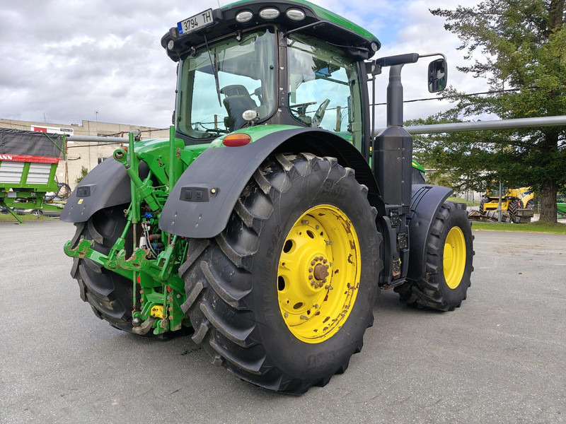 John Deere 7290R e23 - Трактор: фото 3 John Deere 7290R e23 - Трактор: фото 3