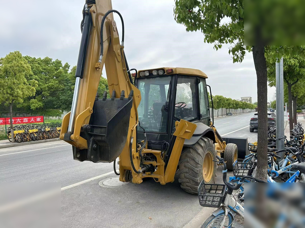 CASE 580 - Екскаватор-навантажувач: фото 4 CASE 580 - Екскаватор-навантажувач: фото 4