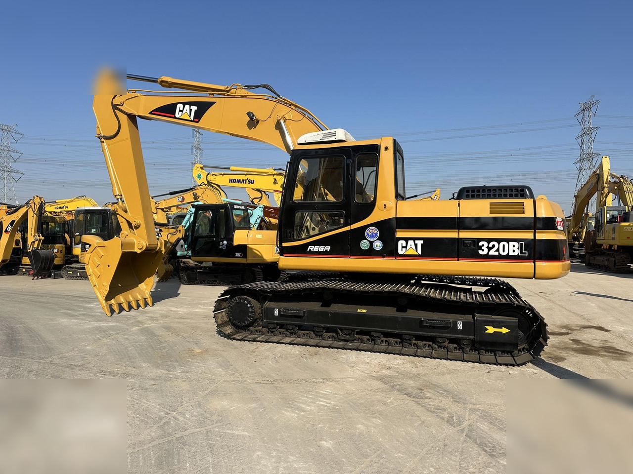 CATERPILLAR 320BL - Гусеничний екскаватор: фото 1 CATERPILLAR 320BL - Гусеничний екскаватор: фото 1
