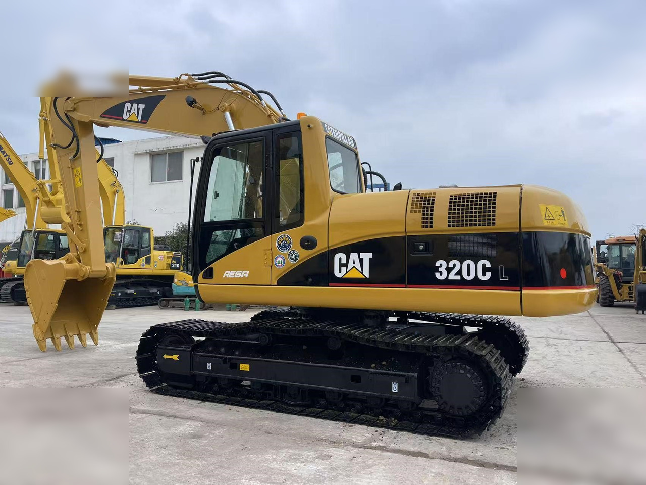 CATERPILLAR 320C - Гусеничний екскаватор: фото 2 CATERPILLAR 320C - Гусеничний екскаватор: фото 2