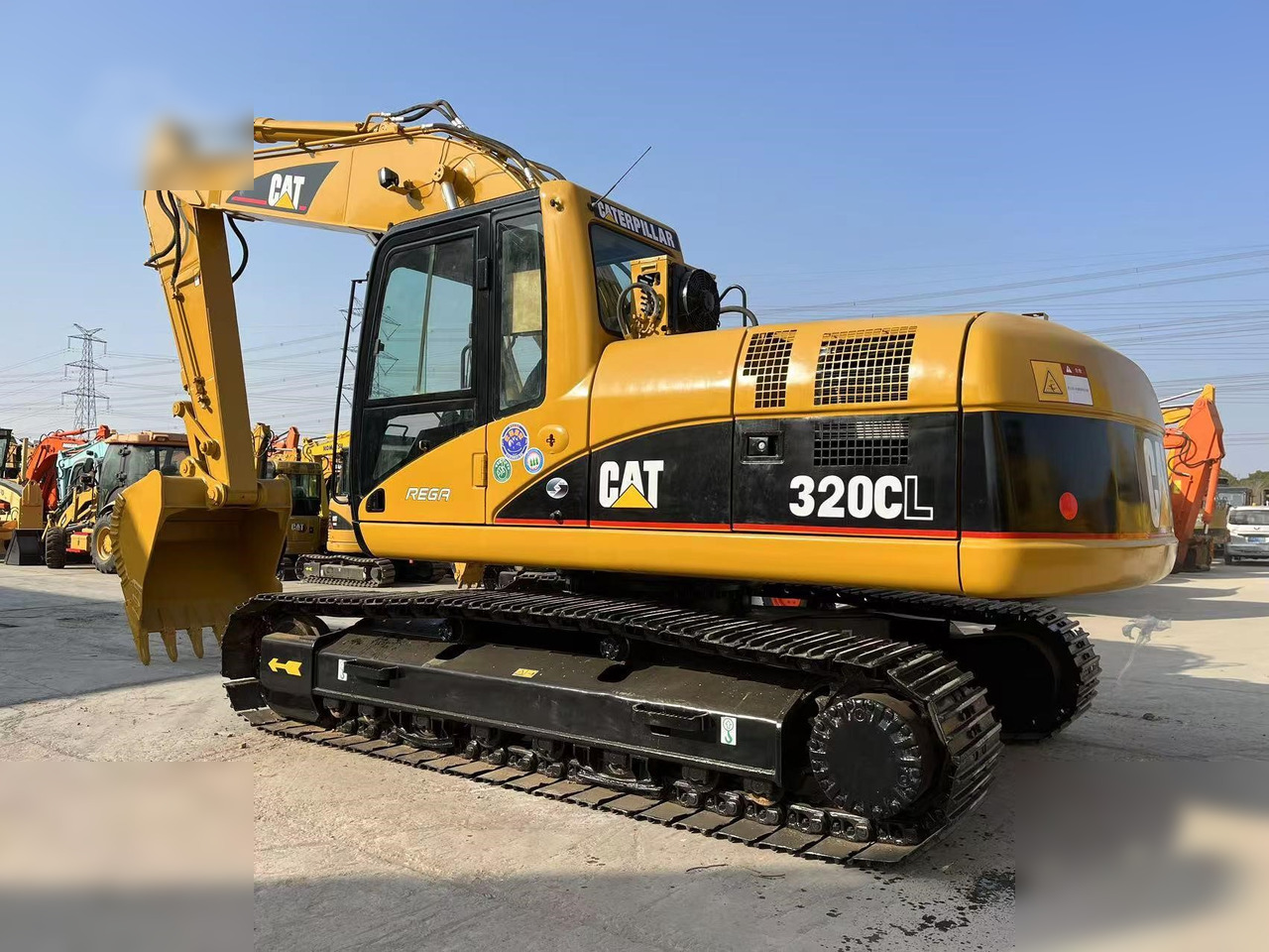 CATERPILLAR 320CL - Гусеничний екскаватор: фото 2 CATERPILLAR 320CL - Гусеничний екскаватор: фото 2