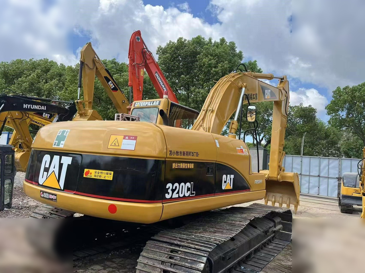 CATERPILLAR 320CL - Гусеничний екскаватор: фото 3 CATERPILLAR 320CL - Гусеничний екскаватор: фото 3